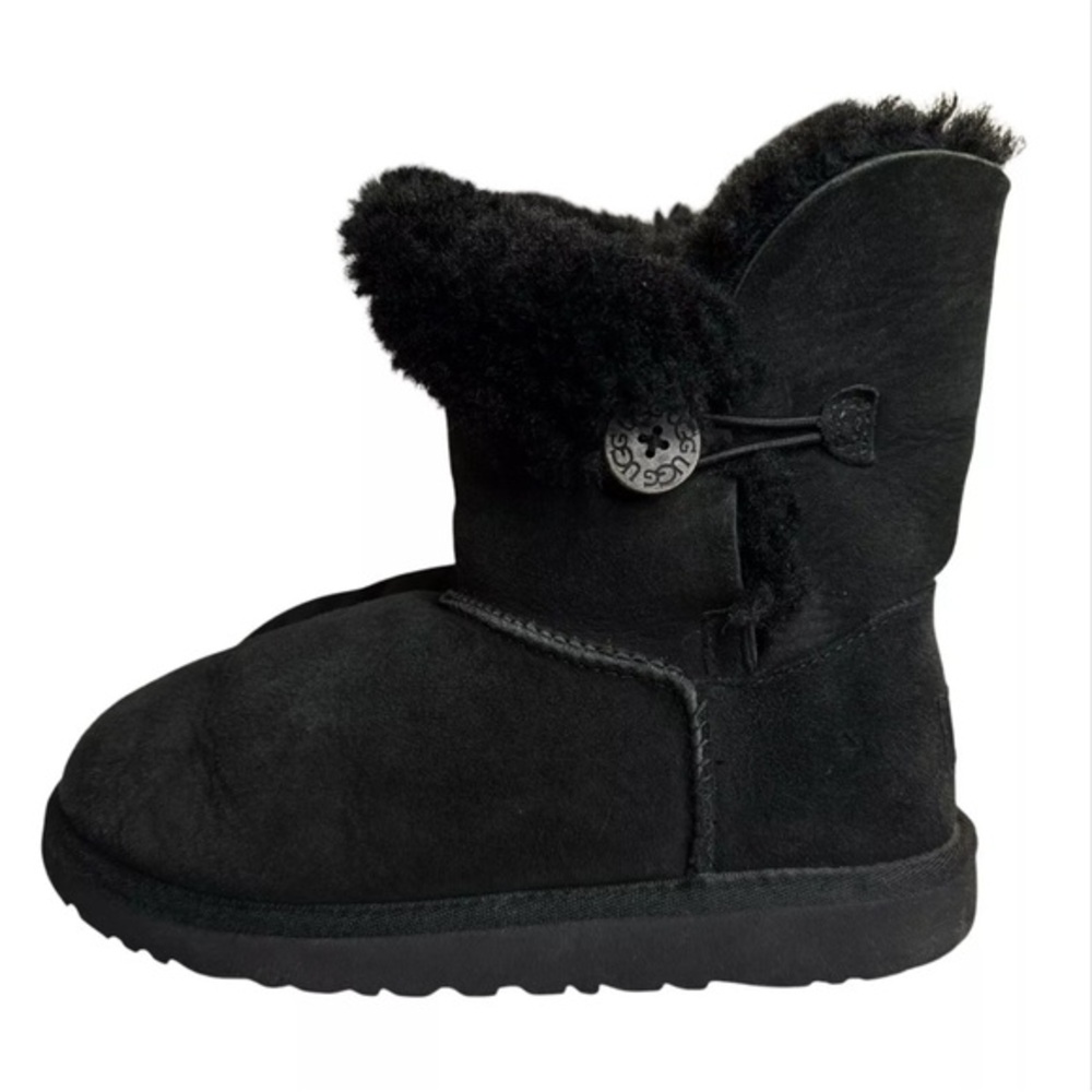 UGG SN‎ 5991 Bailey Button II Black kids US4 Winter Cabincore Cozycore